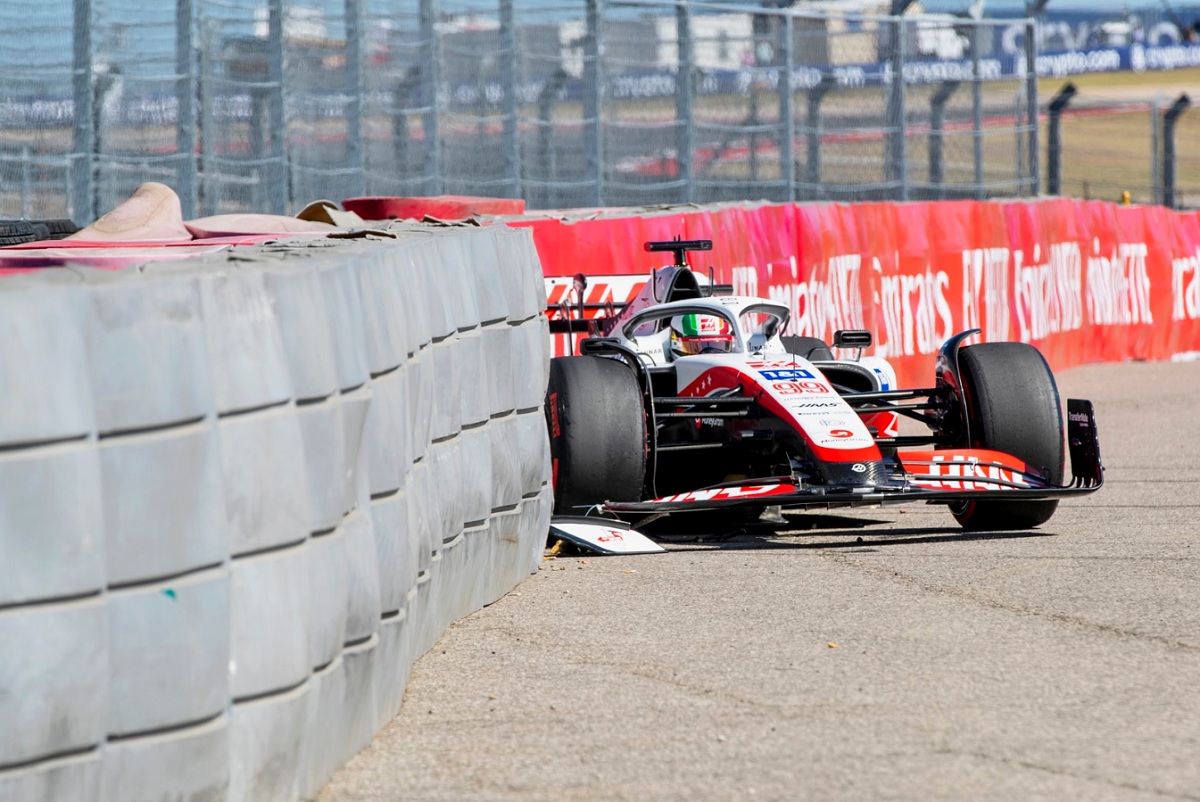 Giovinazzi sufrió un despiste en la PL1. (Carl Bingham)