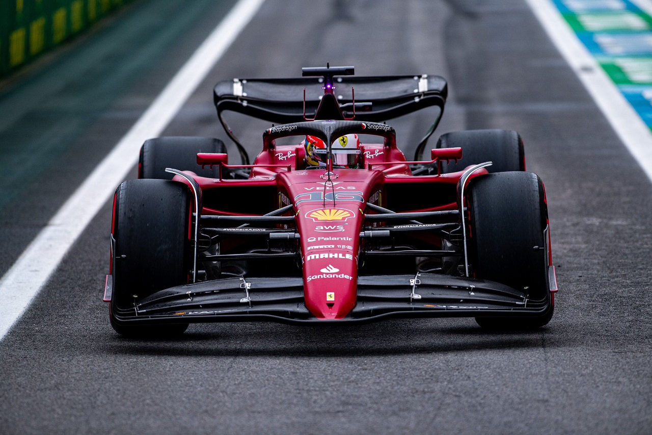 Leclerc apuesta a la estrategia