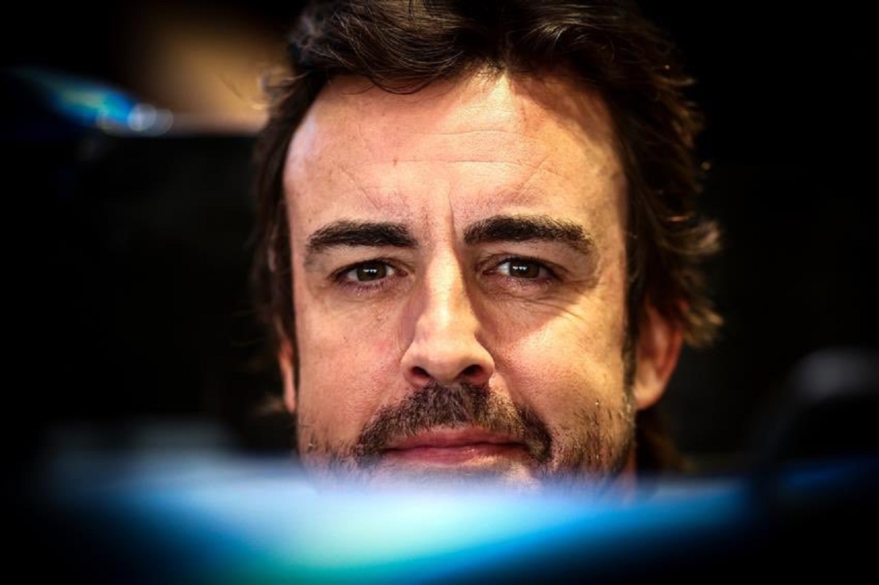 Alonso: “Voy a cuidar a Vettel en la largada”