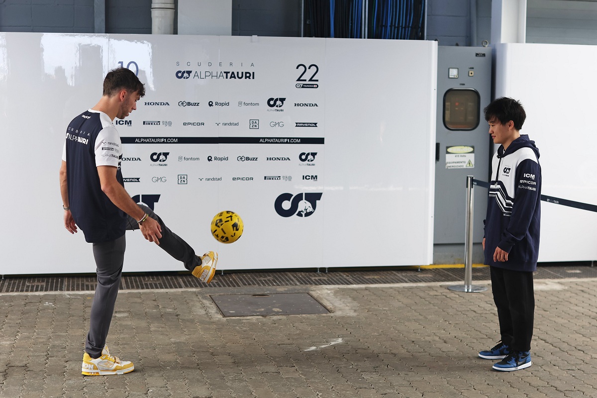 Gasly y Tsunoda en San Pablo. (Scuderia AlphaTauri)