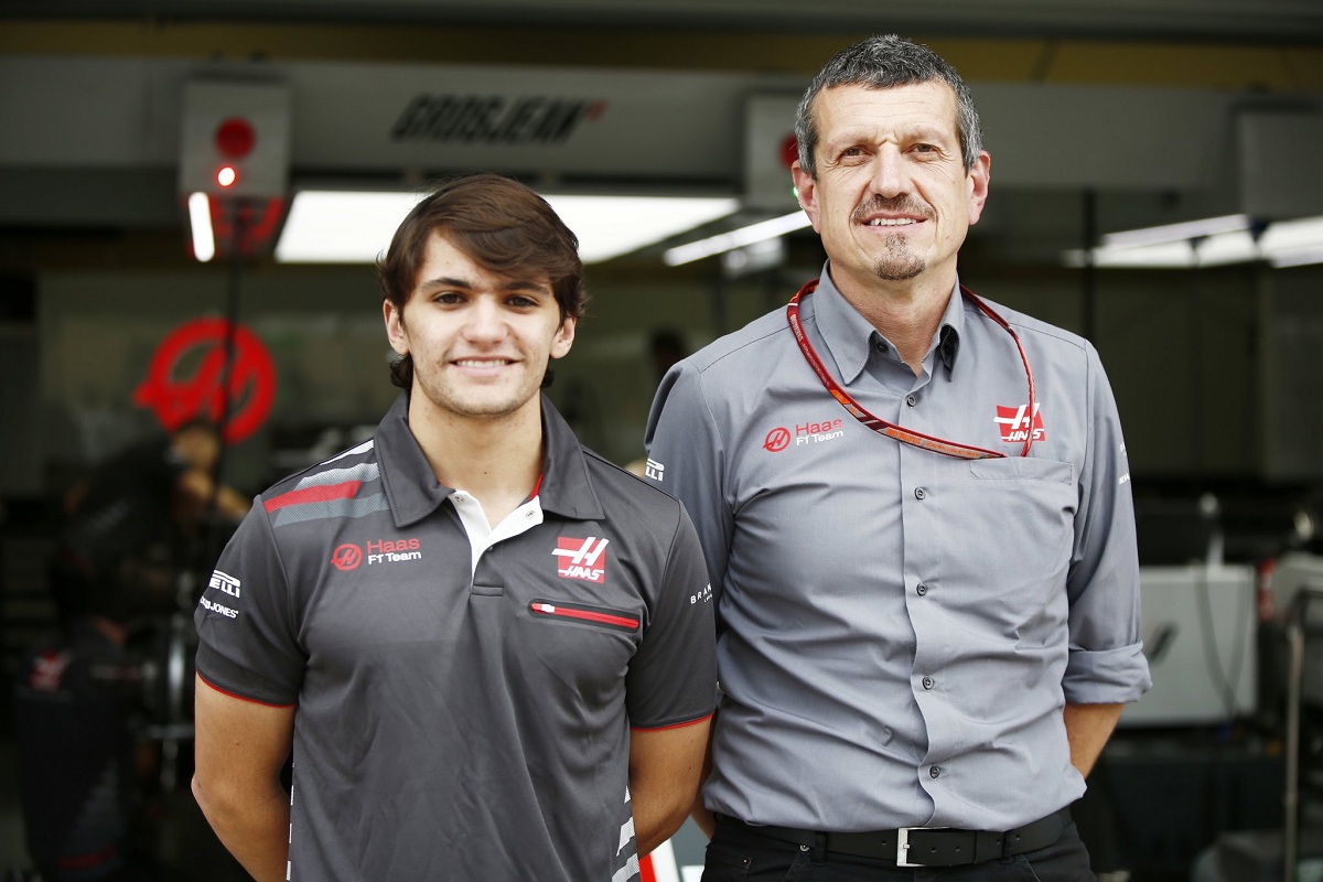Fittipaldi y Steiner en 2018 cuando se confirmó el ingresó del brasileño al equipo norteamericano. 8Archivo / Haas F1 Team, 2018)