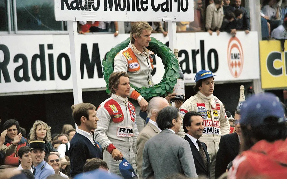 Jabouille en la cima del podio de Dijon junto a Villenueve (segundo) y Arnoux (tercero). (Archivo / Getty Images)