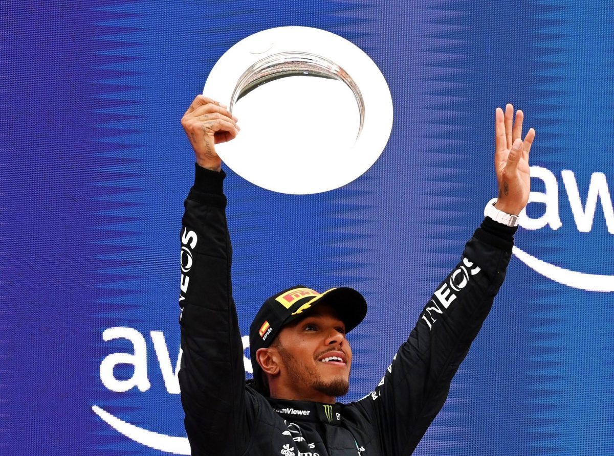 Lewis Hamilton , segundo en España :” Qué increíble resultado para nuestro equipo”