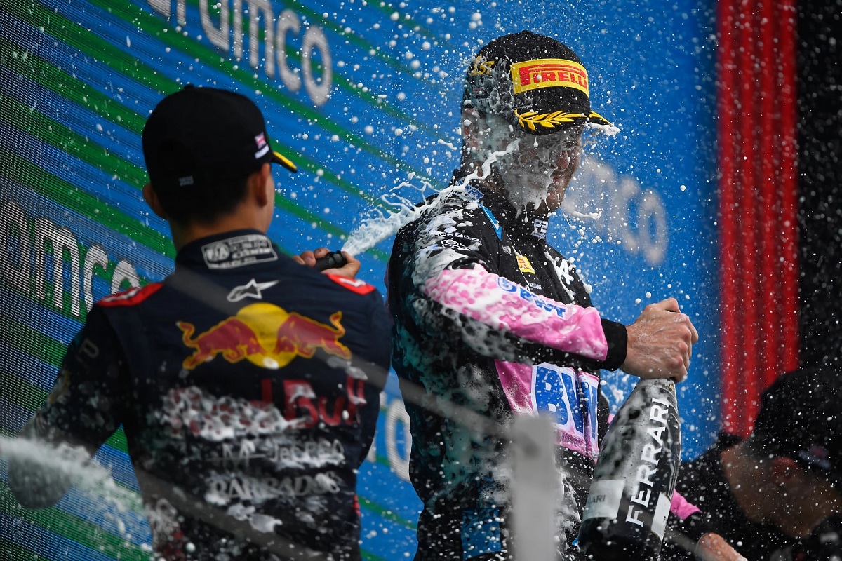 F2: Martins ganó en Silverstone