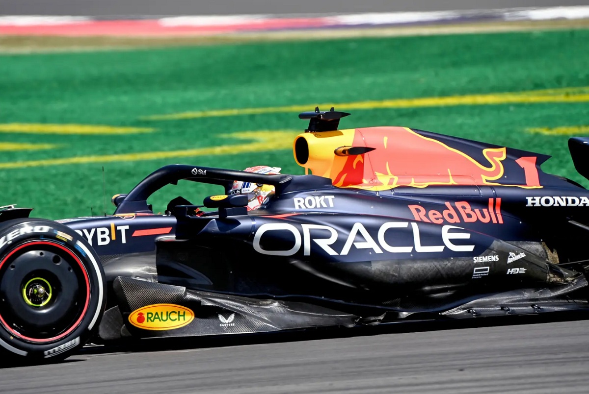 Verstappen dominó el segundo entrenamiento en Silverstone