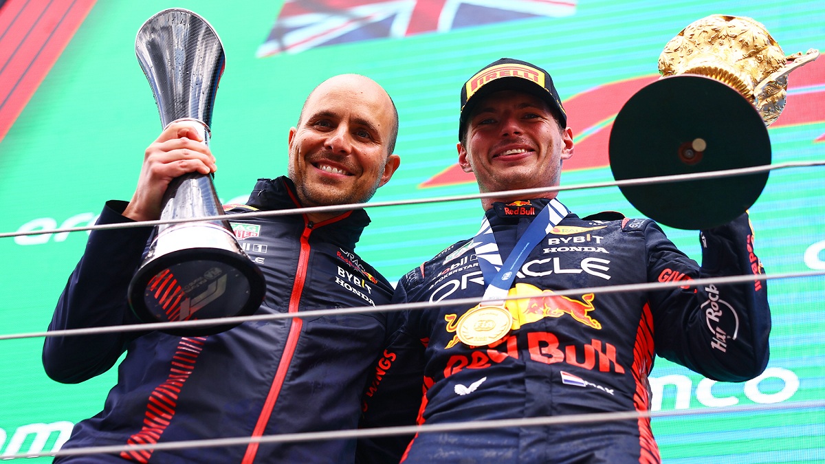 Verstappen en el podio de Silverstone. (Red Bull Racing)