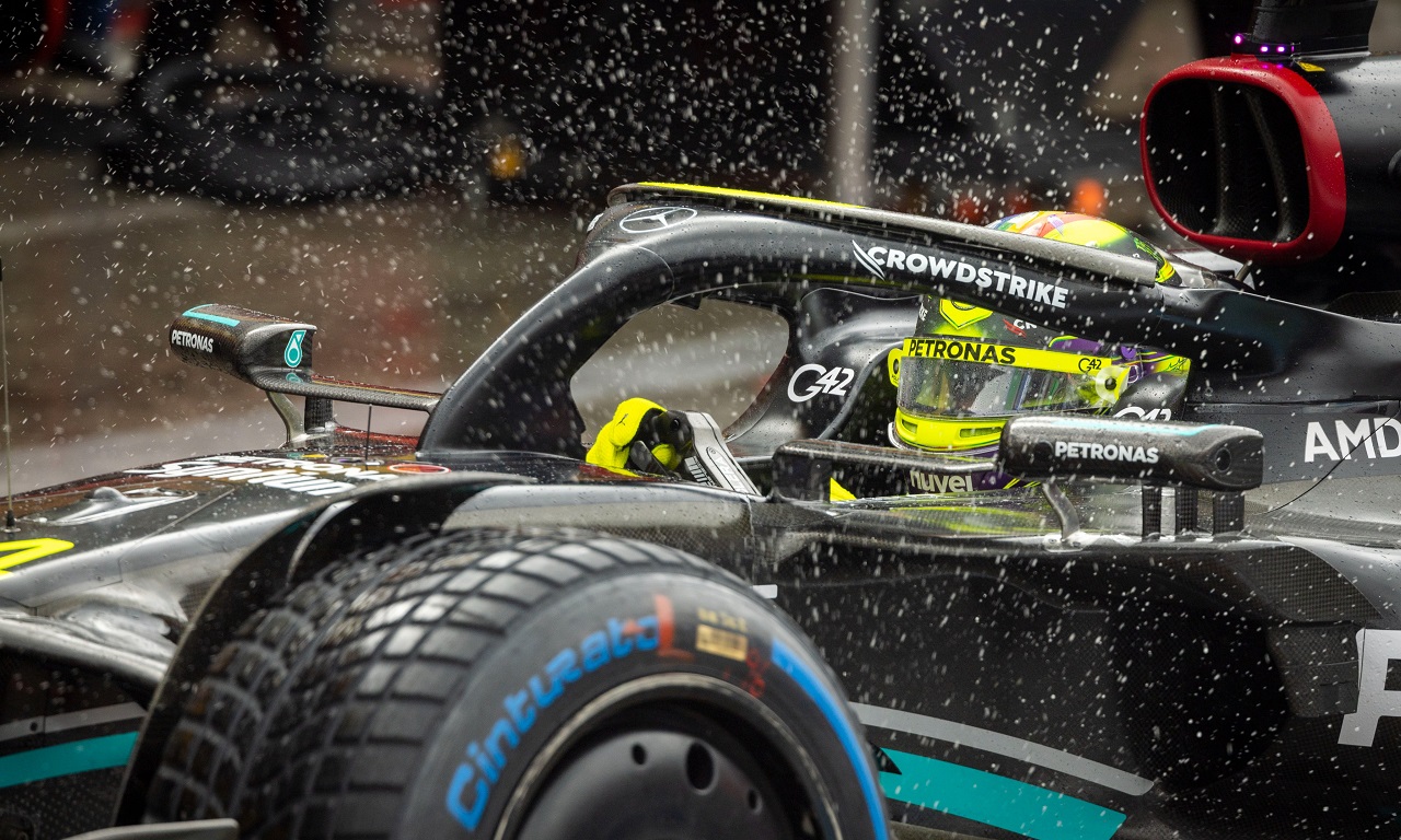 Un fin de semana difícil para Lewis Hamilton