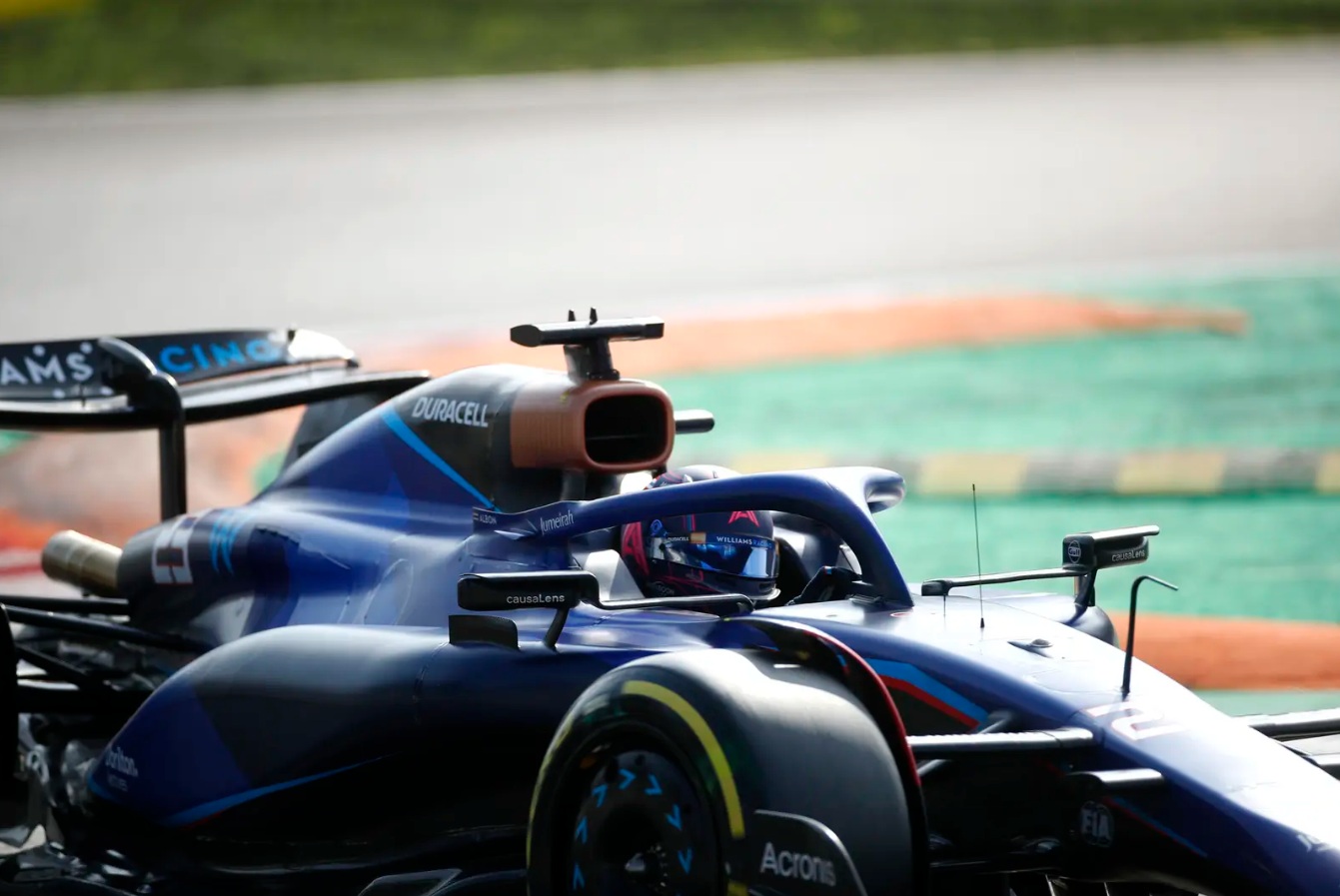 Albon: “El auto se siente bien”