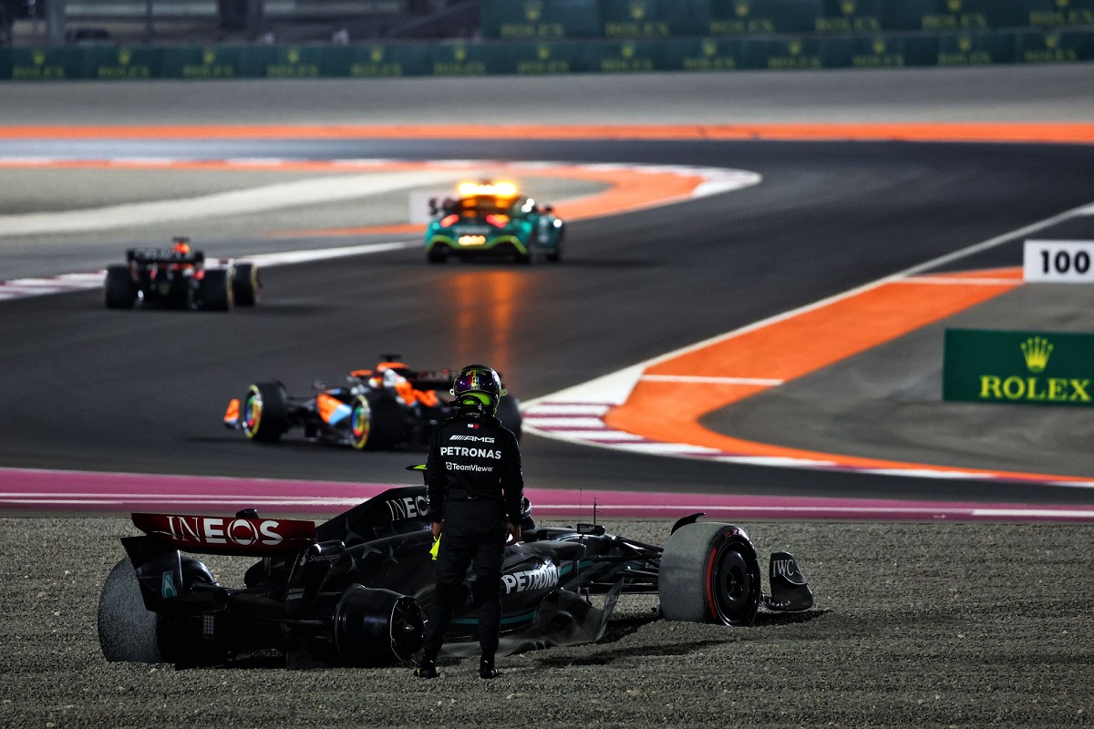 Hamilton: “Asumo toda la responsabilidad”