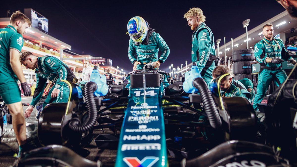 Alonso celebra los puntos en “la carrera más dura” de Qatar: “El coche estaba muy inestable”