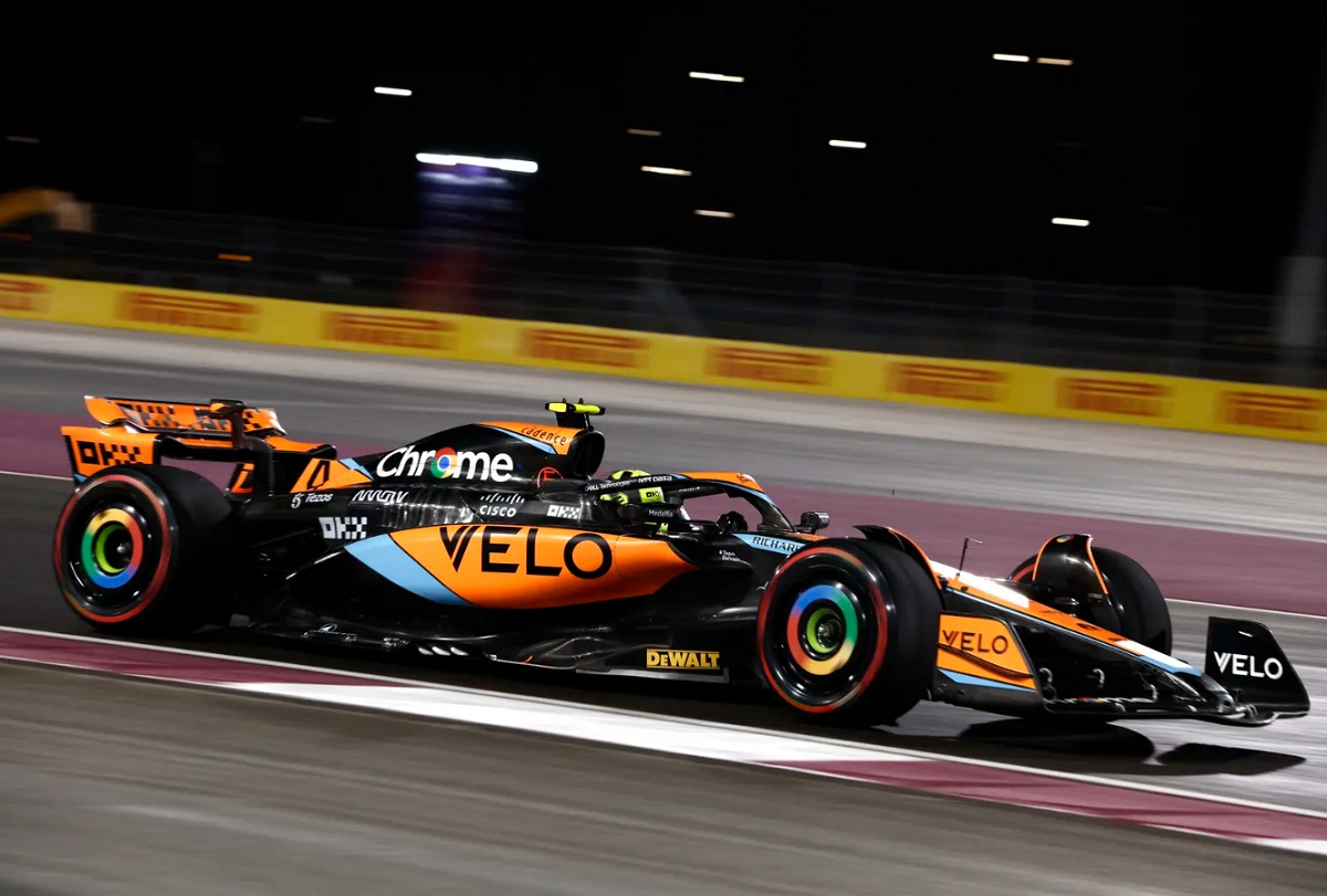 Pirelli y FIA apuntan a los nuevos bordillos como el causante de las deliminaciones. (Zak Mauger)