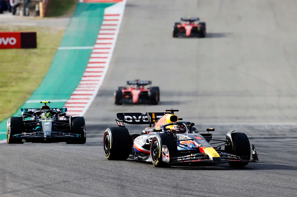 Verstappen gana la Sprint Race de Austin