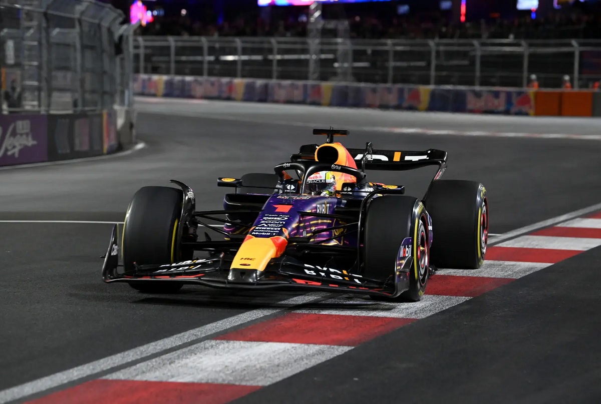 Verstappen: “Frenamos bastante tarde”