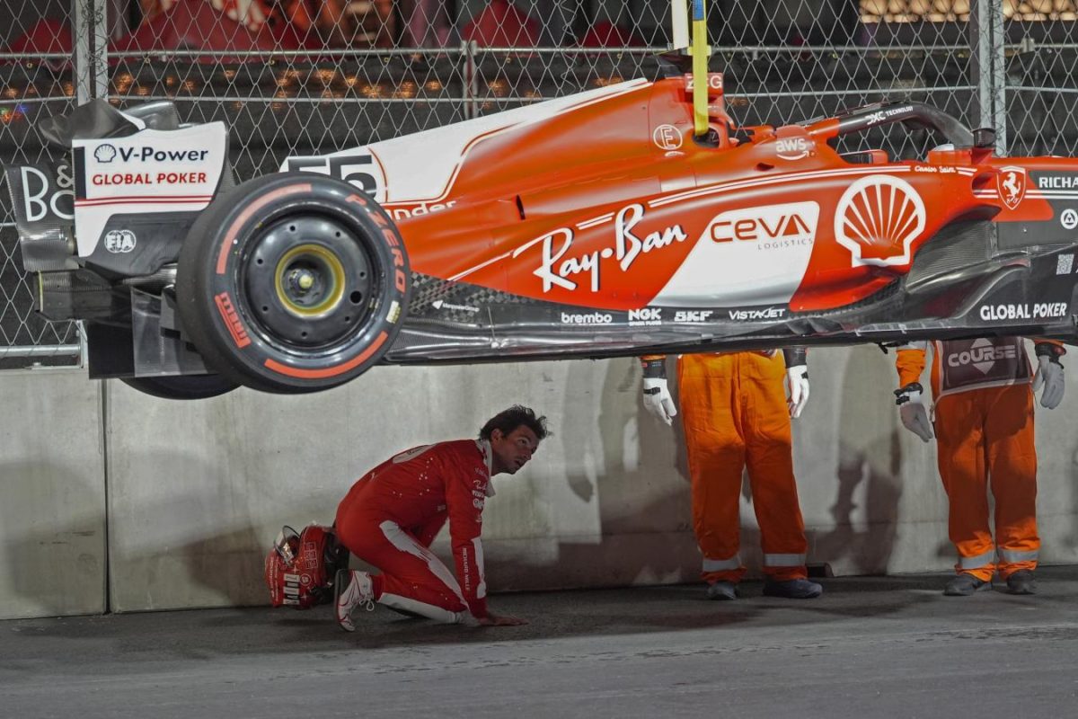 La FIA rechaza la petición de Ferrari y confirma el castigo a Sainz por los cambios en Las Vegas