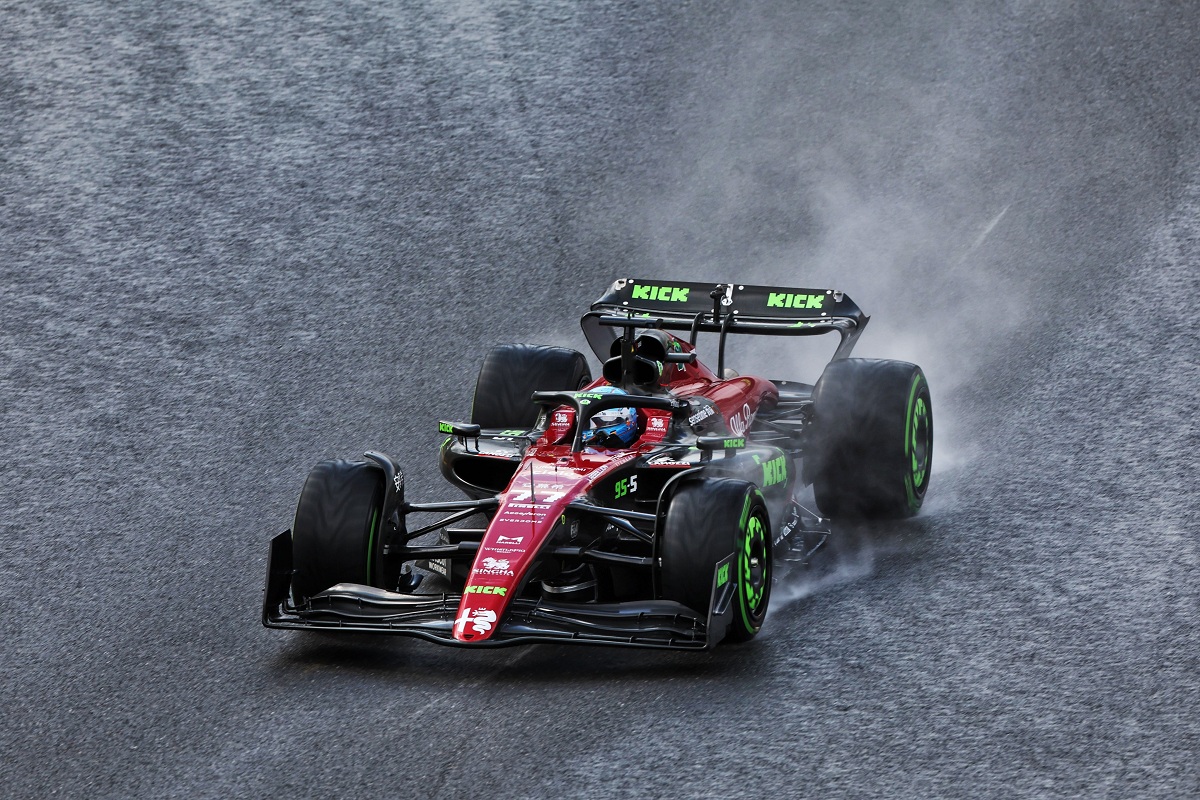 Kick auspició a Alfa Romeo en algunas carreras de la última temporada como el GP de Bélgica. (Archivo / XPB Images, 2023)
