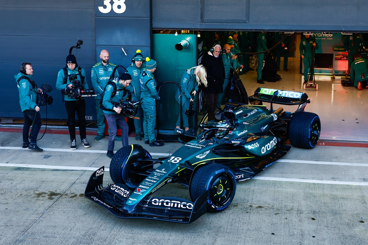 Lance Stroll sale en Silverstone para las primeras vueltas del AMR24. (Aston Martin Aramco F1 Team)