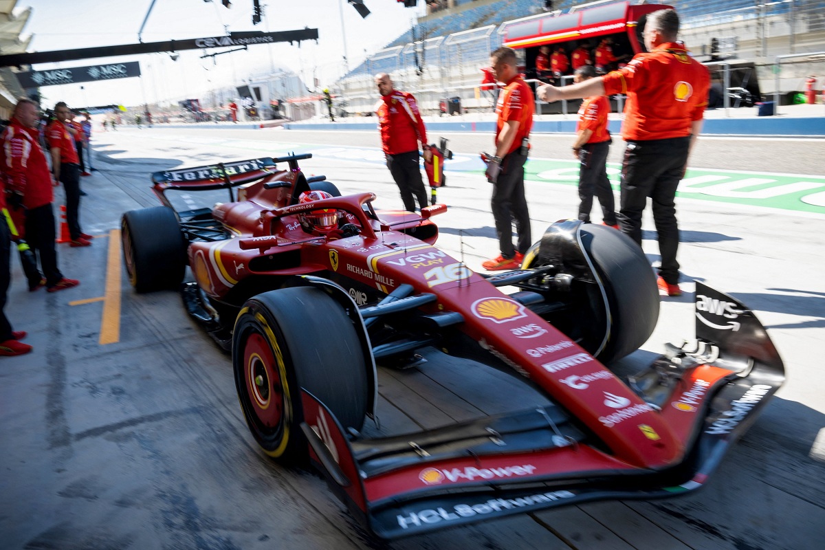 Leclerc sale a pista con el SF24. (F1)