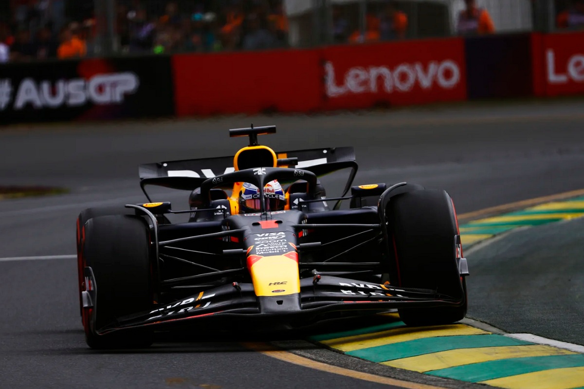 Verstappen poleman en Melbourne