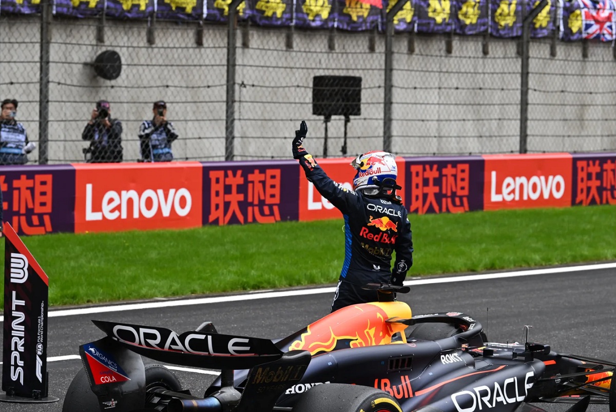 Verstappen ganó la Sprint de Shangai