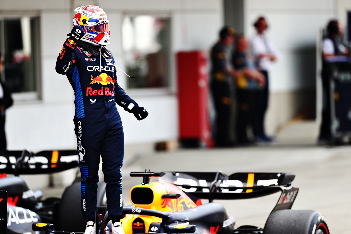 Verstappen regresa a la victoria en Suzuka