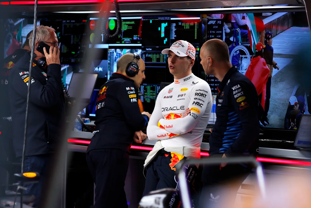 Verstappen no salió en la PL2, más temprano dominó el primer entrenamiento. (Sam Bloxham)