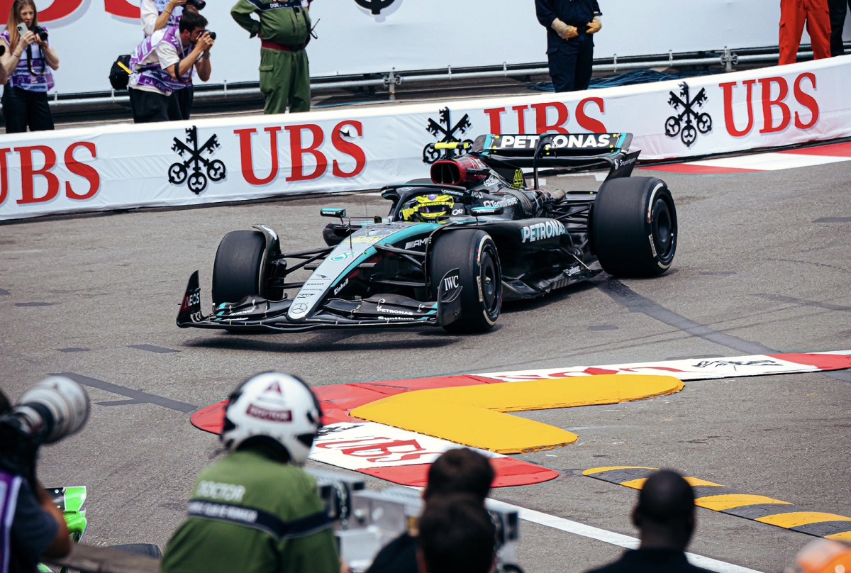 Hamilton lideró el primer entrenamiento en Mónaco