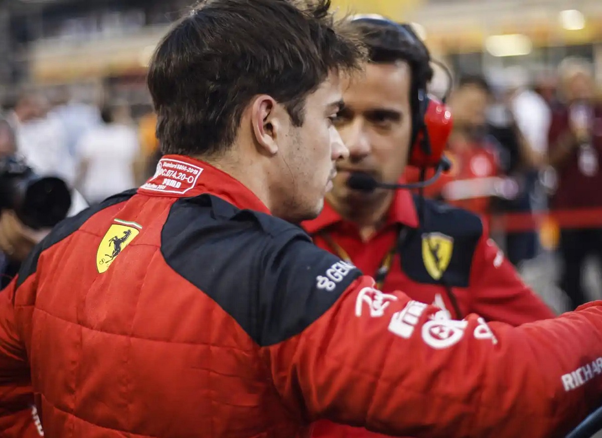 Ferrari cambió al ingeniero de pista de Leclerc