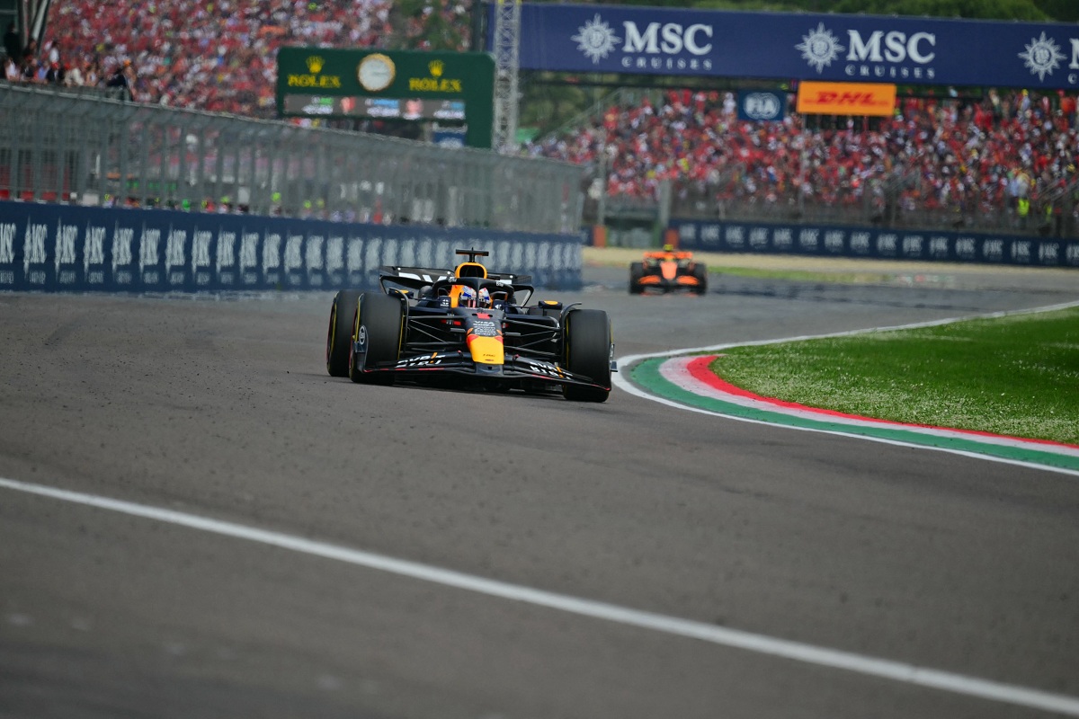 Norris presionó a Verstappen sobre el final pero no le alcanzó para el sorpasso. (F1)