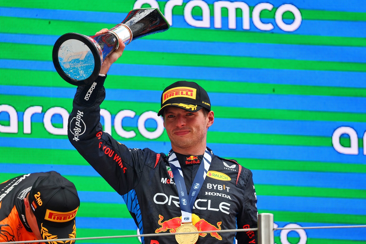 Verstappen gana en España