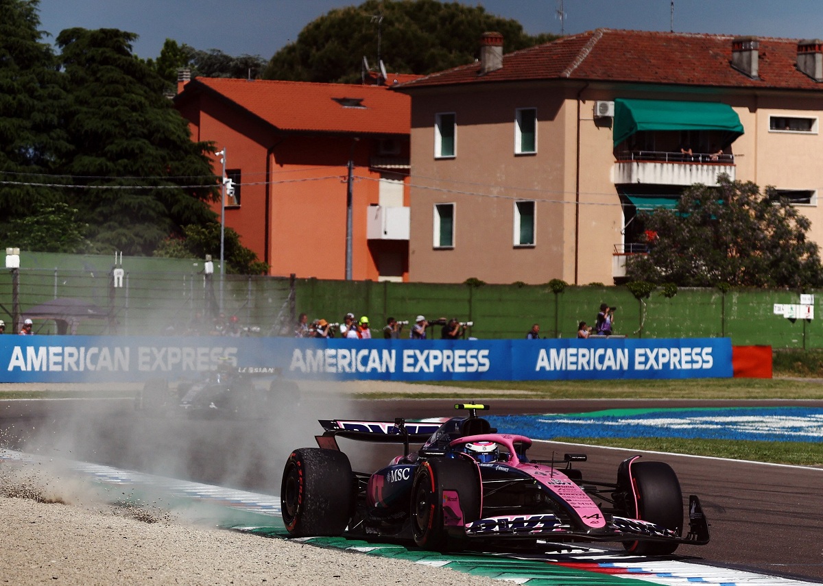 Colapinto durante su primer stint. (Jakub Porzycki / REUTERS)