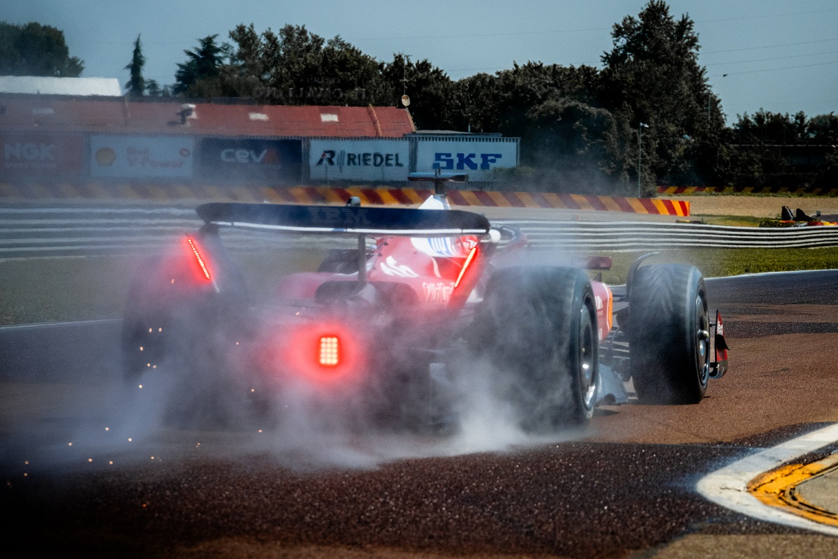 Leclerc cerró este viernes las pruebas de Pirelli. (Pirelli Motorsport)