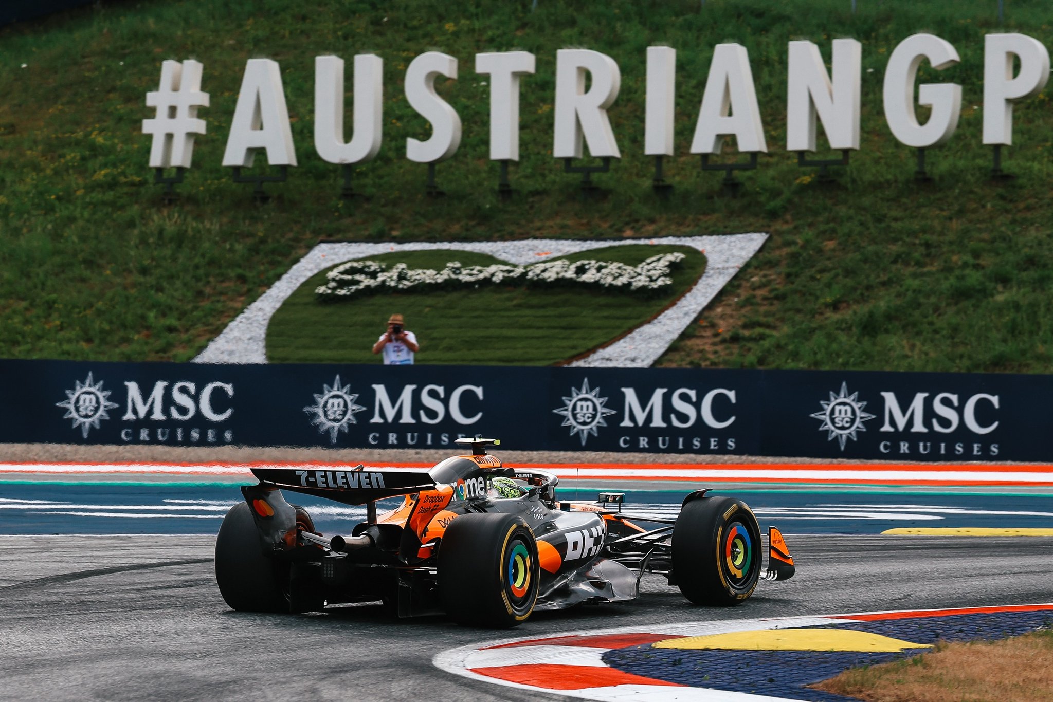Norris dominó la PL2 de Austria