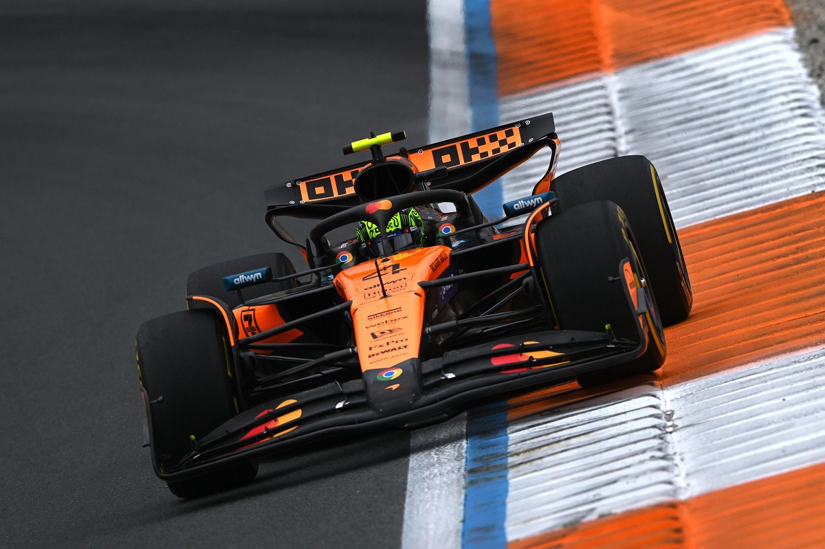 Norris durante la PL2. (McLaren Racing)