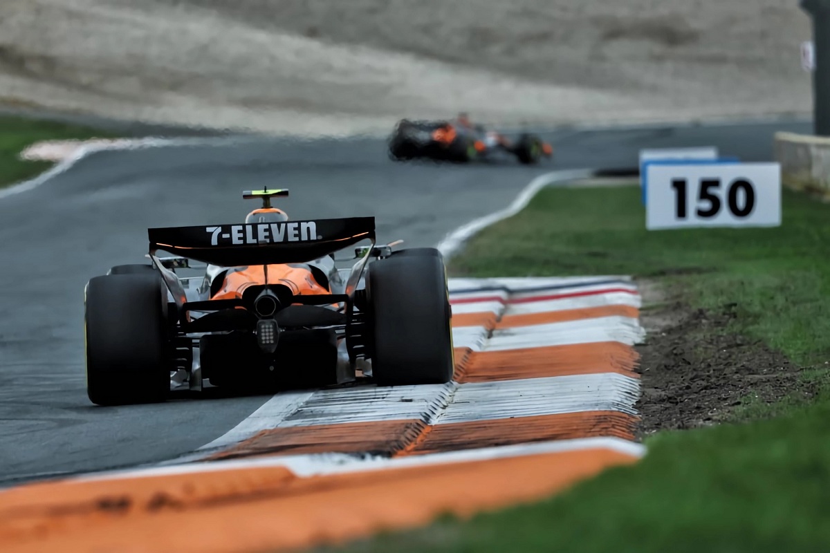El momento en que Norris comienza a detenerse por problemas de motor. (Laurent Charniaux / XPB Images)