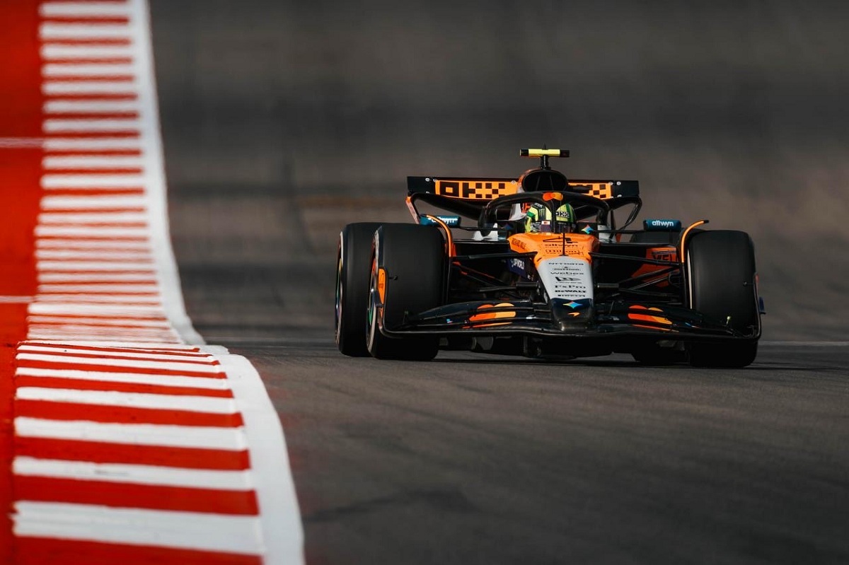Norris quedó segundo por delante de Piastri. (McLaren Racing)