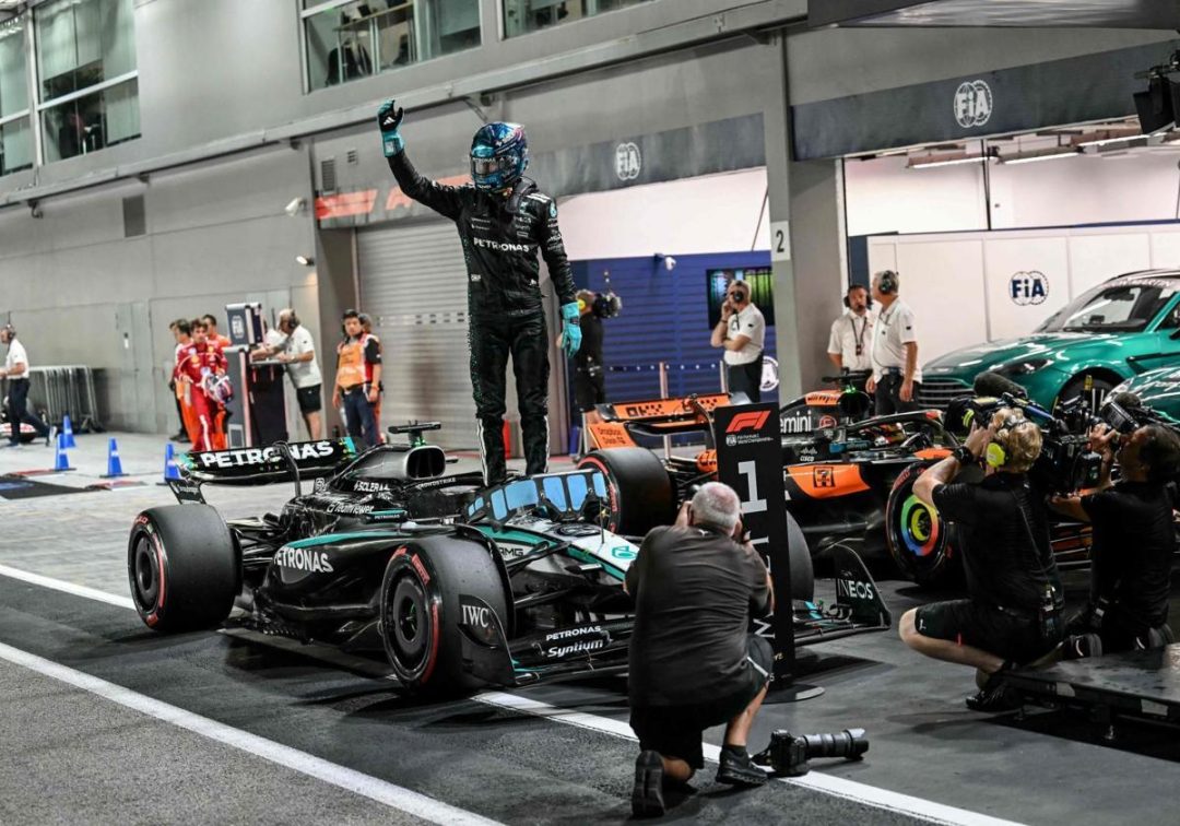 George Russell se queda con la Pole en Singapur Albon y Sainz Descalificados