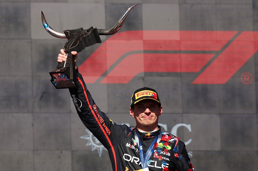Verstappen vence en Austin y renace el sueño de retener el título