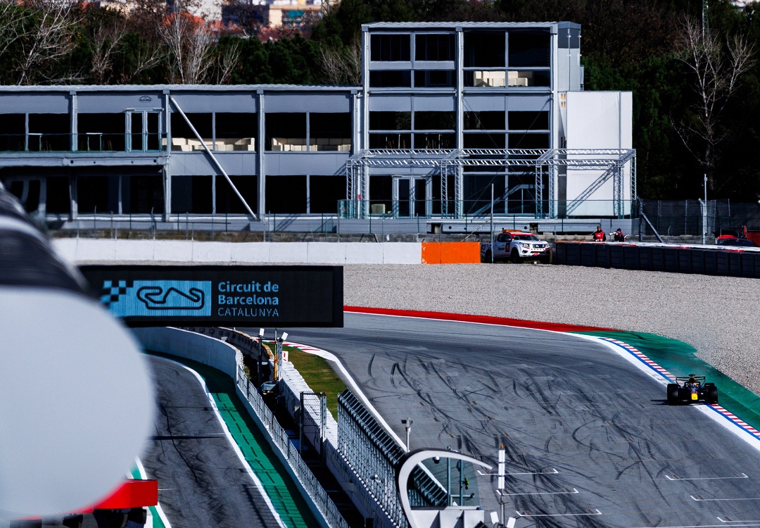 El hermetismo marcó el primer día de test en Barcelona