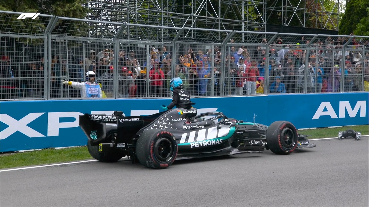 Russell abandona luego que fallara el sistema eléctrico de la UP de su Mercedes. (Imagen TV / F1TV)
