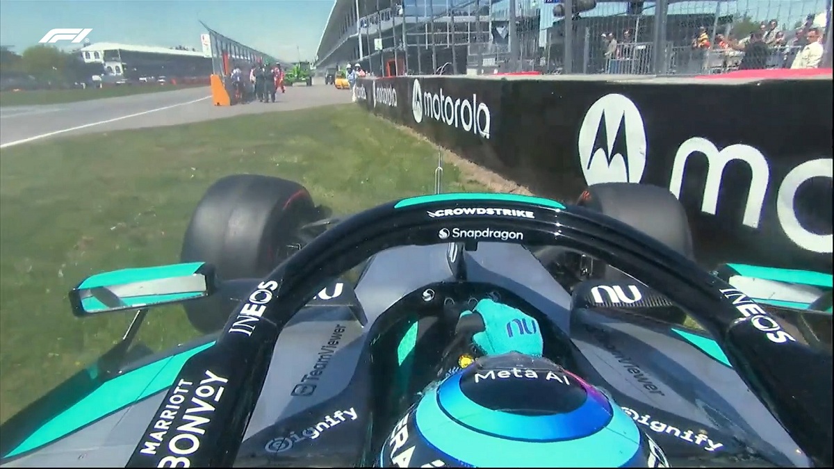 Russell hizo trompo en la curva 2. (Imagen TV / F1TV)