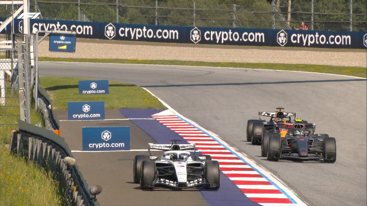 Pérez debió desertar nuevamente en los libres por fallas en el Cadillac. (Imagen TV / F1 TV)