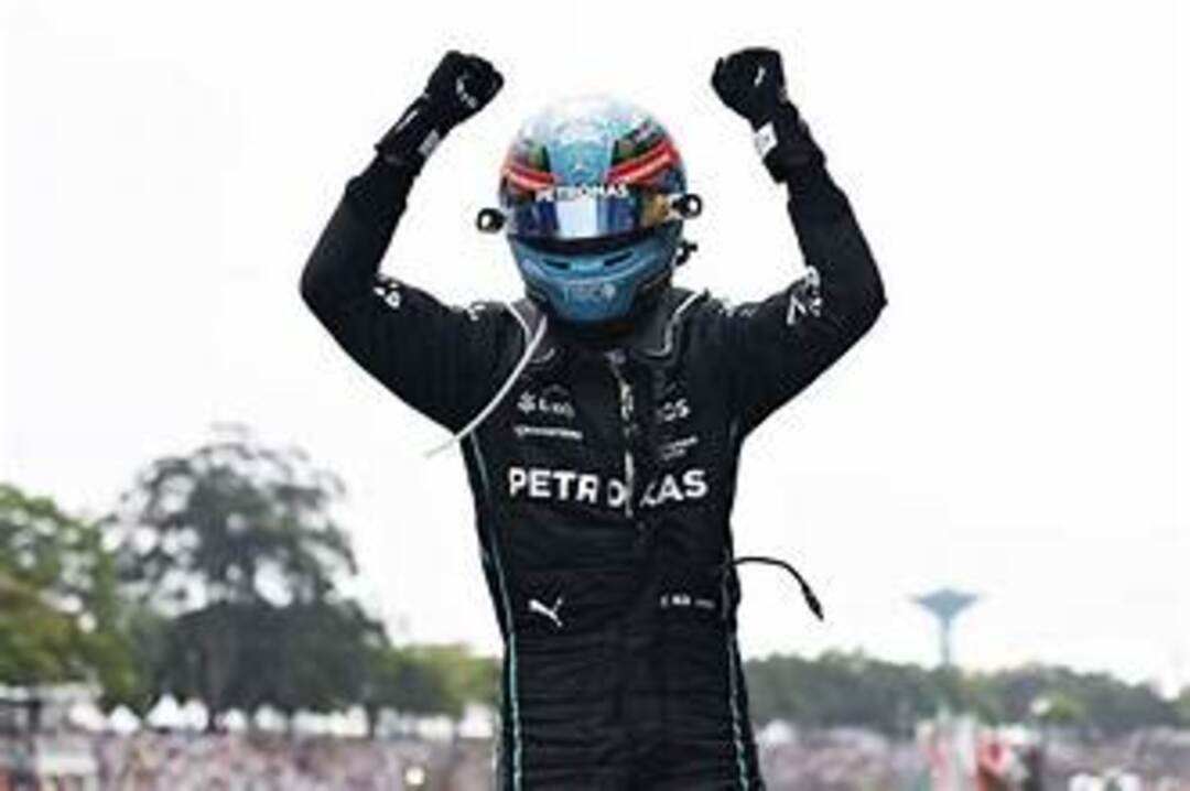 Rusell se queda con la Pole para el GP de Azerbaiyán